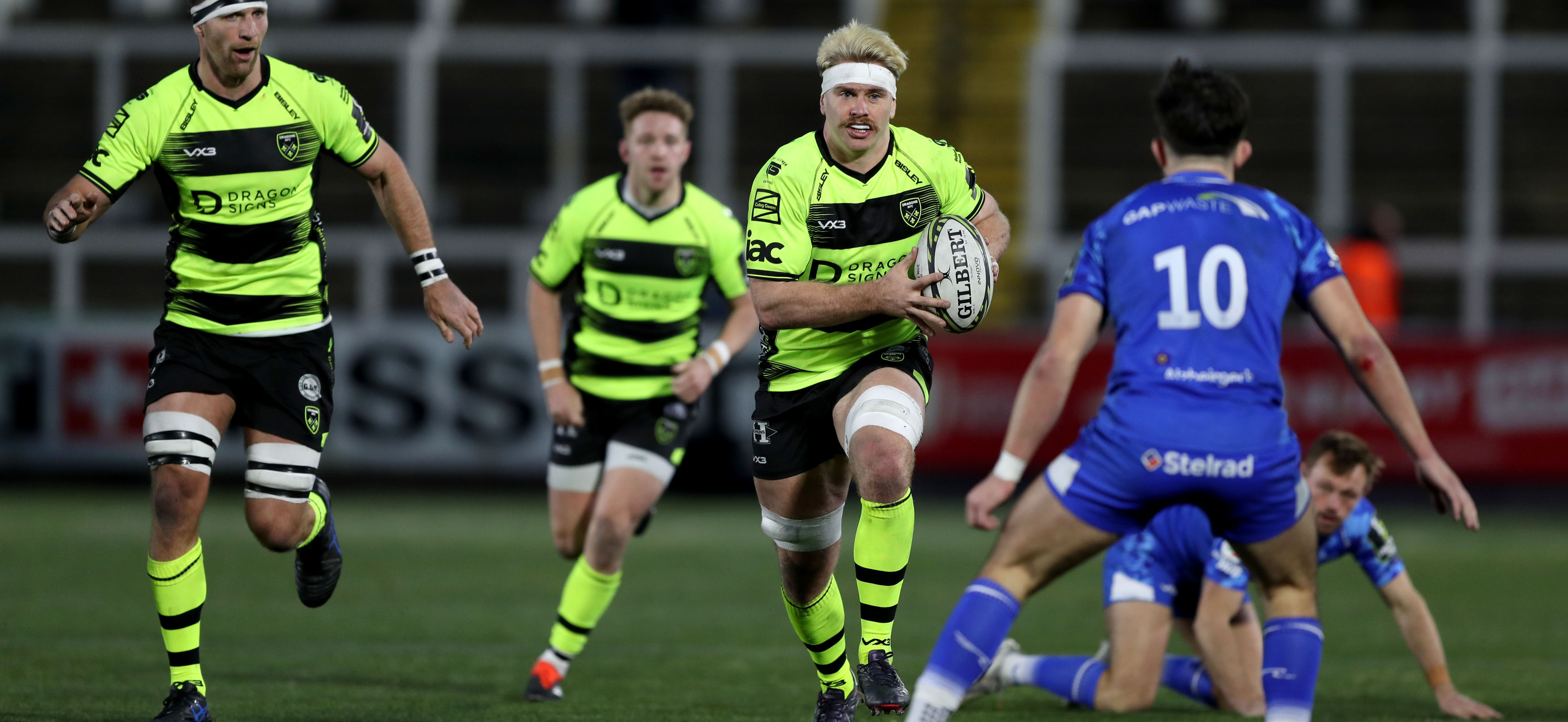 Maillot Newport Gwent Dragons RFC Rugby Porté En Match - Taille L - Marque VX3 - Occasion