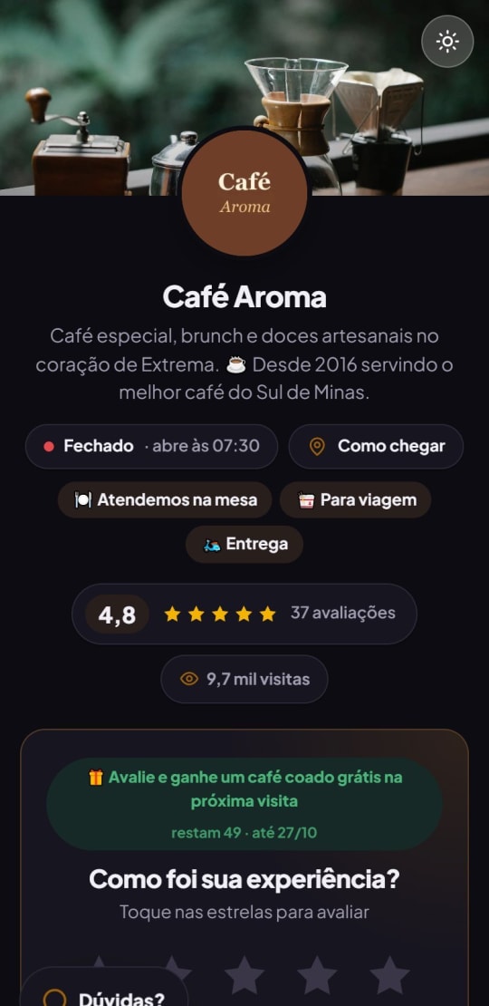 Página da cafeteria em tema escuro