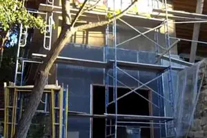 Slab Foundation vs Crawl Space for Sloping Texas Custom Home