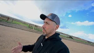  I hope your Monday is going better than mine. 