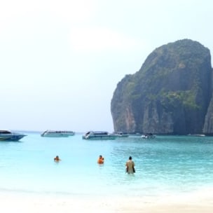 The sands around the lake are composed of pure, wh