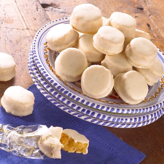 Image for Yema Nevada Christmas Cookies by Aromas de Medina