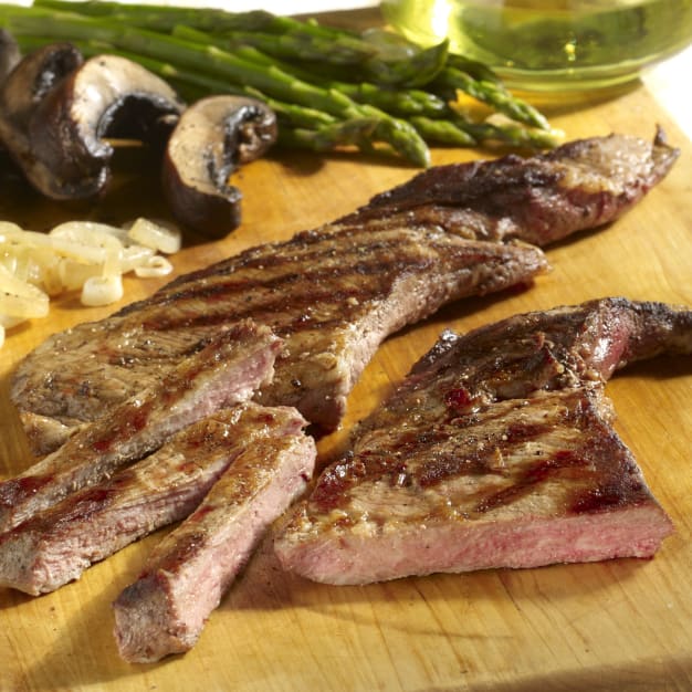 Image for Secreto Ibérico Pork Skirt Steak by Montaraz (1.8-2.3 Pounds)