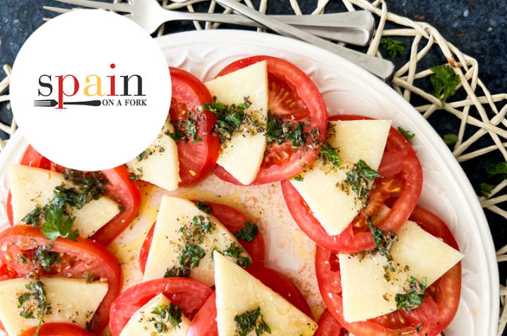 Spanish Tomato & Cheese Salad Recipe