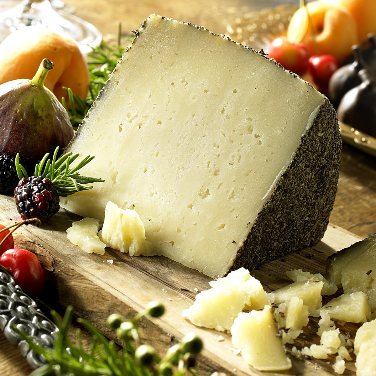 Shop Rosemary Coated Sheep's Milk Cheese Online La Tienda