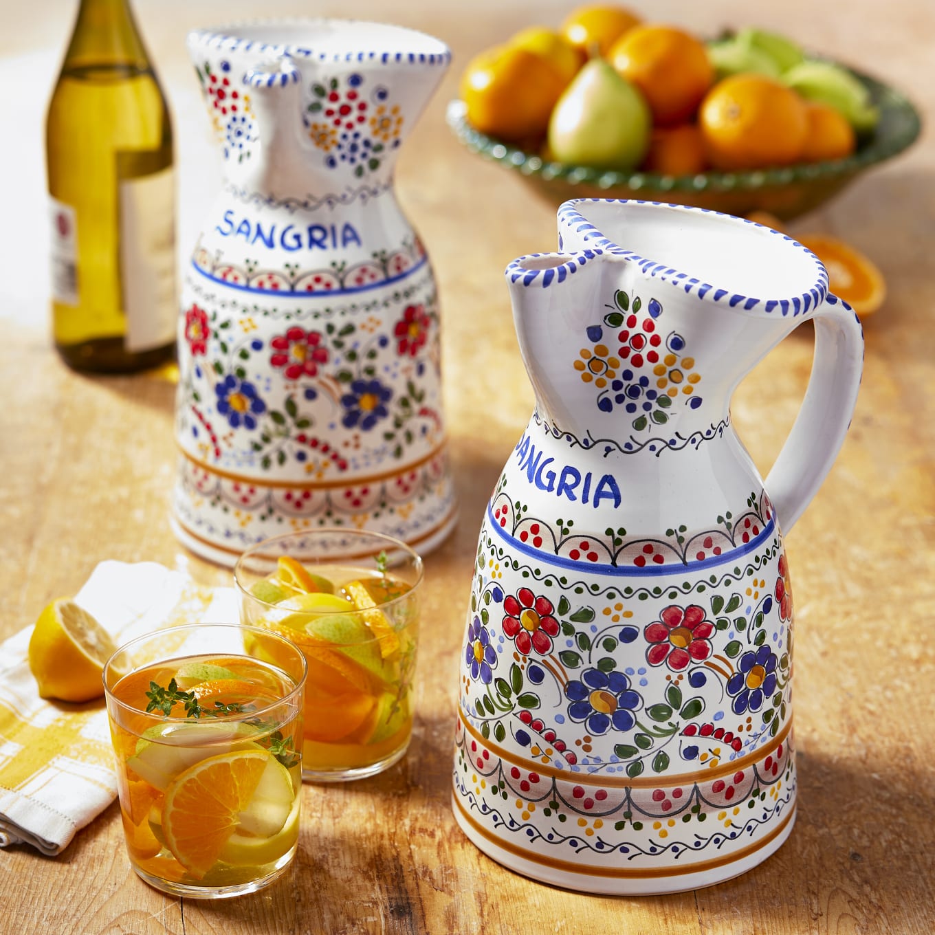 Hand Painted Sangria Pitcher, 2 Liters 67oz, puntilla Decoration 27 Cm.10.5  Toledo spain Sangria Pitcher Pot Sangaree 