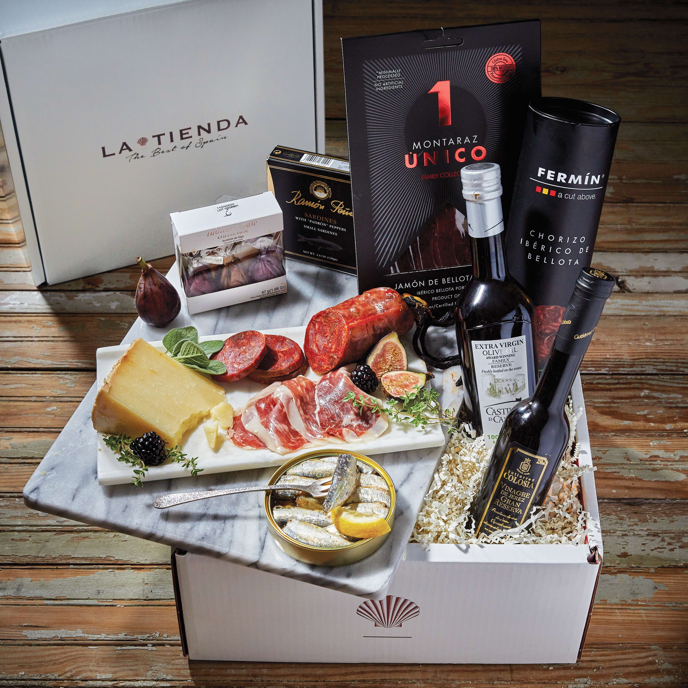 Shop Spanish Elegance Gift Box Online | La Tienda