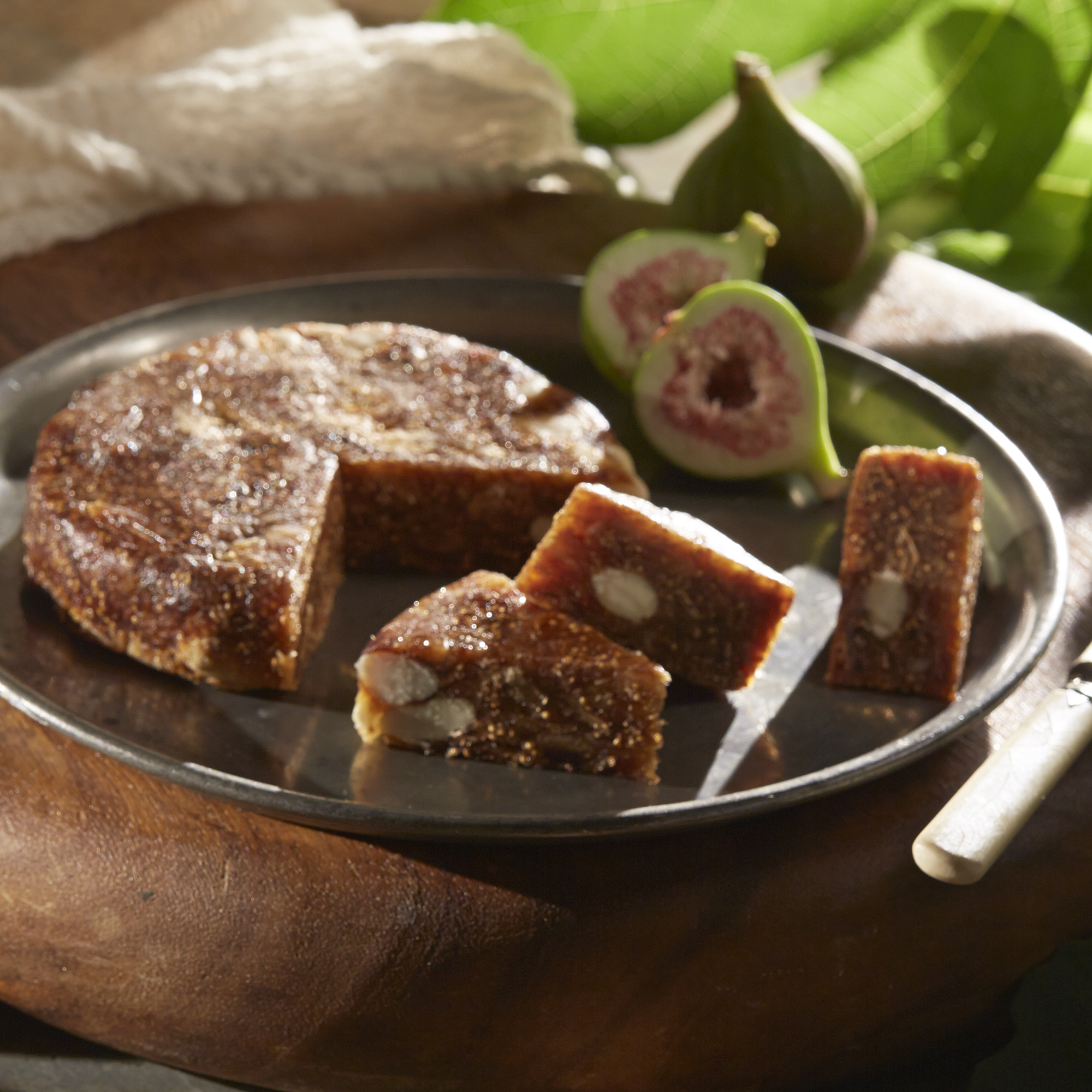 Bonvallis Fig and Almonds Cake 250g - The Spanish Fine Cheese