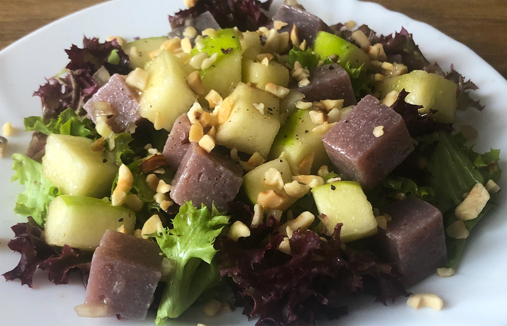 Apple, Hazelnut and Red Wine Cheese Salad Recipe