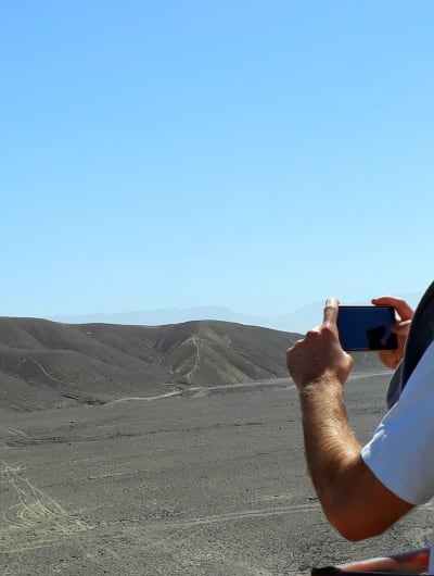 turista viendo hacia las pampas