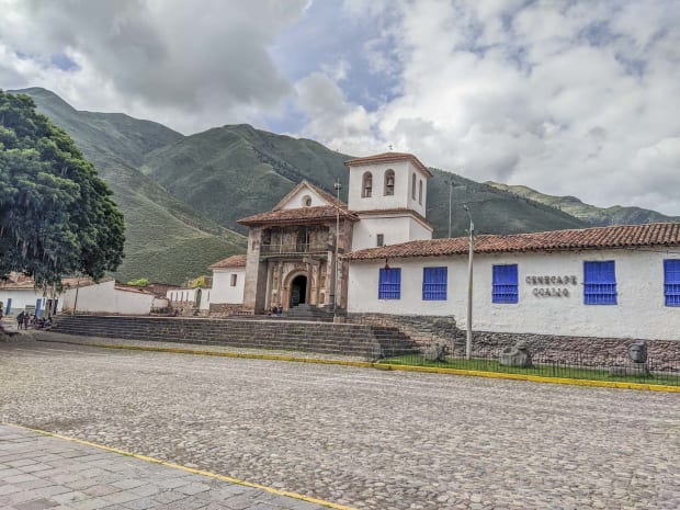 Iglesia de San Pedro en Andahuaylillas