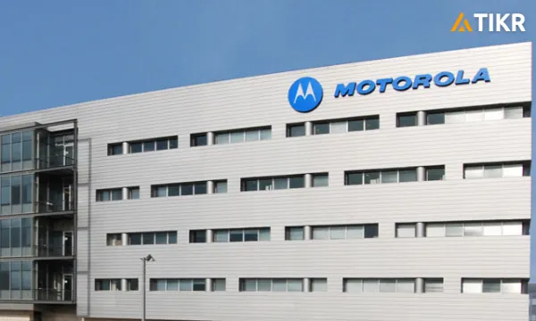 0 News Article Image Motorola Solutions Stock Beats Q1 Estimates as Software and Services Revenue Surges 18%
