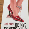 De nye koners klub, Jane Moore, genre: roman