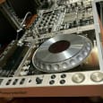 Pioneer  CDJ 2000 NXS (x2) DJM 900 NXS (x1)