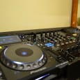 Pioneer CDJ 2000 Nexus + DJM 900 Nexus mixer