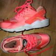 NIKE huarache