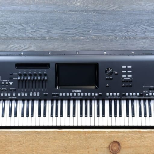 Yamaha Genos 76-Key - digitalt keyboard