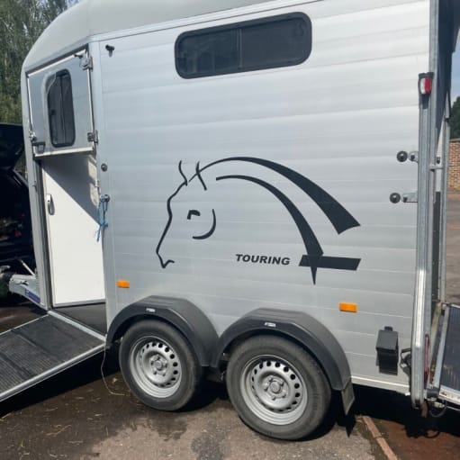 2021 Cheval Liberte Touring Country - Hestetrailer