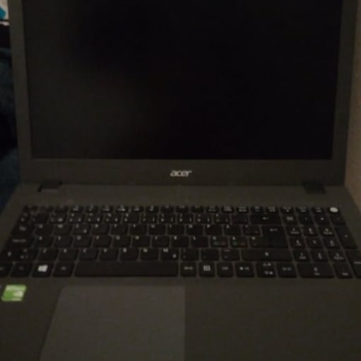 Acer E5, Intel Core i5-4210 CPU 1.70 GHz, 8.00 GB ram, NVIDIA  Geforce 940m