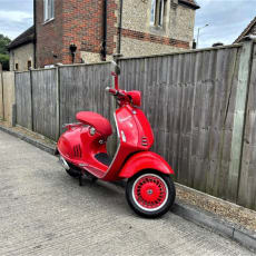 2019 Piaggio Vespa 125 946 Red ABS - LIMITED EDITION