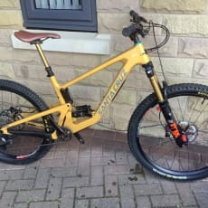 2022 Santa Cruz Bronson CC V4 - L