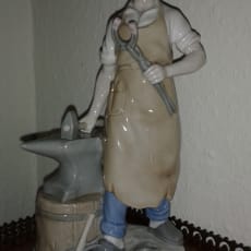 Porcelæns Figur "smeden"