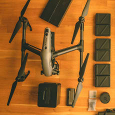 DJI Inspire 2 med Zenmuse X5S Camera + 6 Batterier