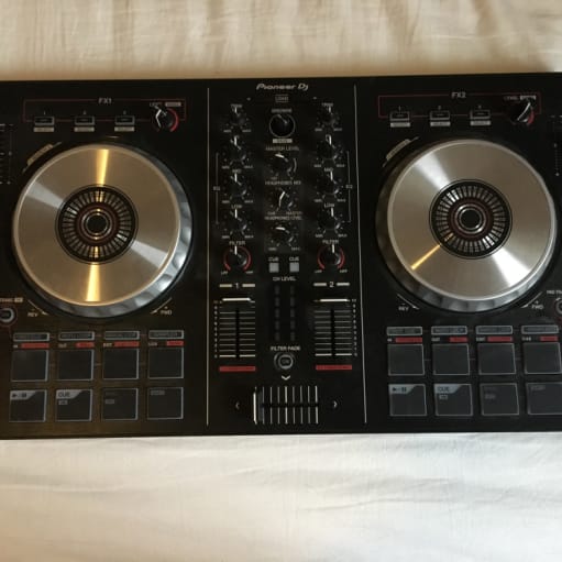 DJ Mixer Pioneer DDJ-SB2