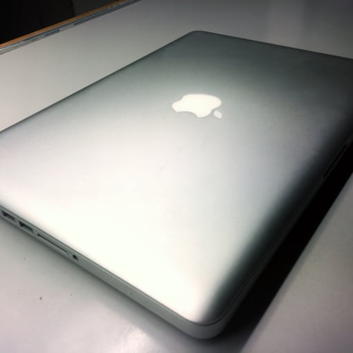 Velholdt MacBook pro "13, medio 2010 til studie- og hjemmebrug