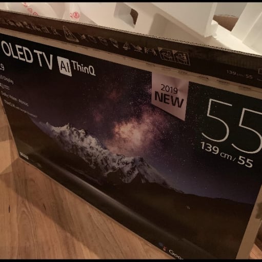 OLED UHD 4K LG c9 smart tv- som ny