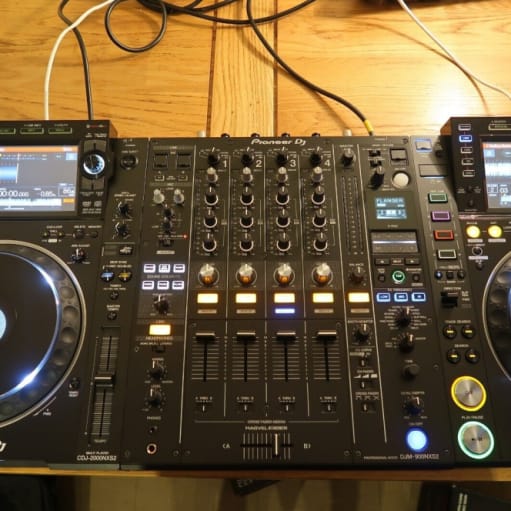 Pioneer DJM 900 NXS2 2x CDJ2000-NXS2