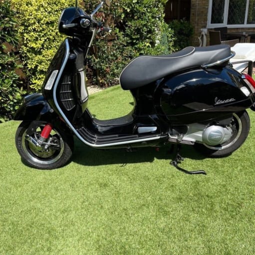 Vespa GTS 300 2017 ABS ASR Sort