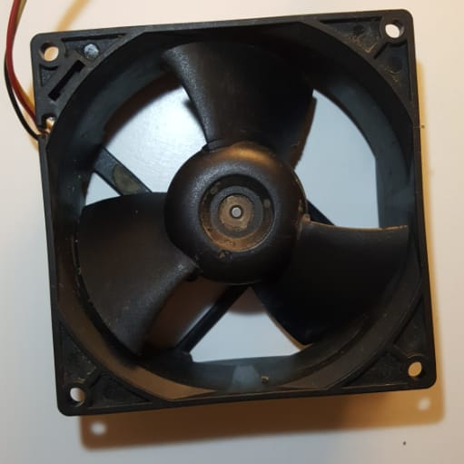 Desktop PC fans x3