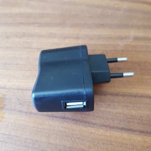 Micro USB + Adapter