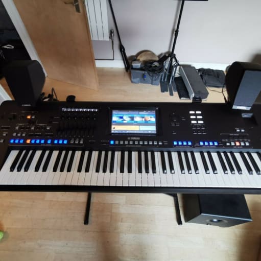 Yamaha Genos Digital Workstation 76 Keyboard