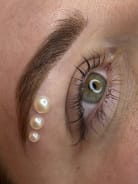 Brow correction + dyeing