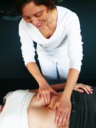 Kviðnudd/Maganudd/Abdominal massage
