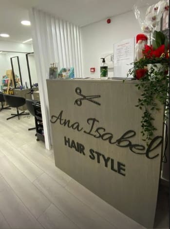 Ana Isabel Hair style