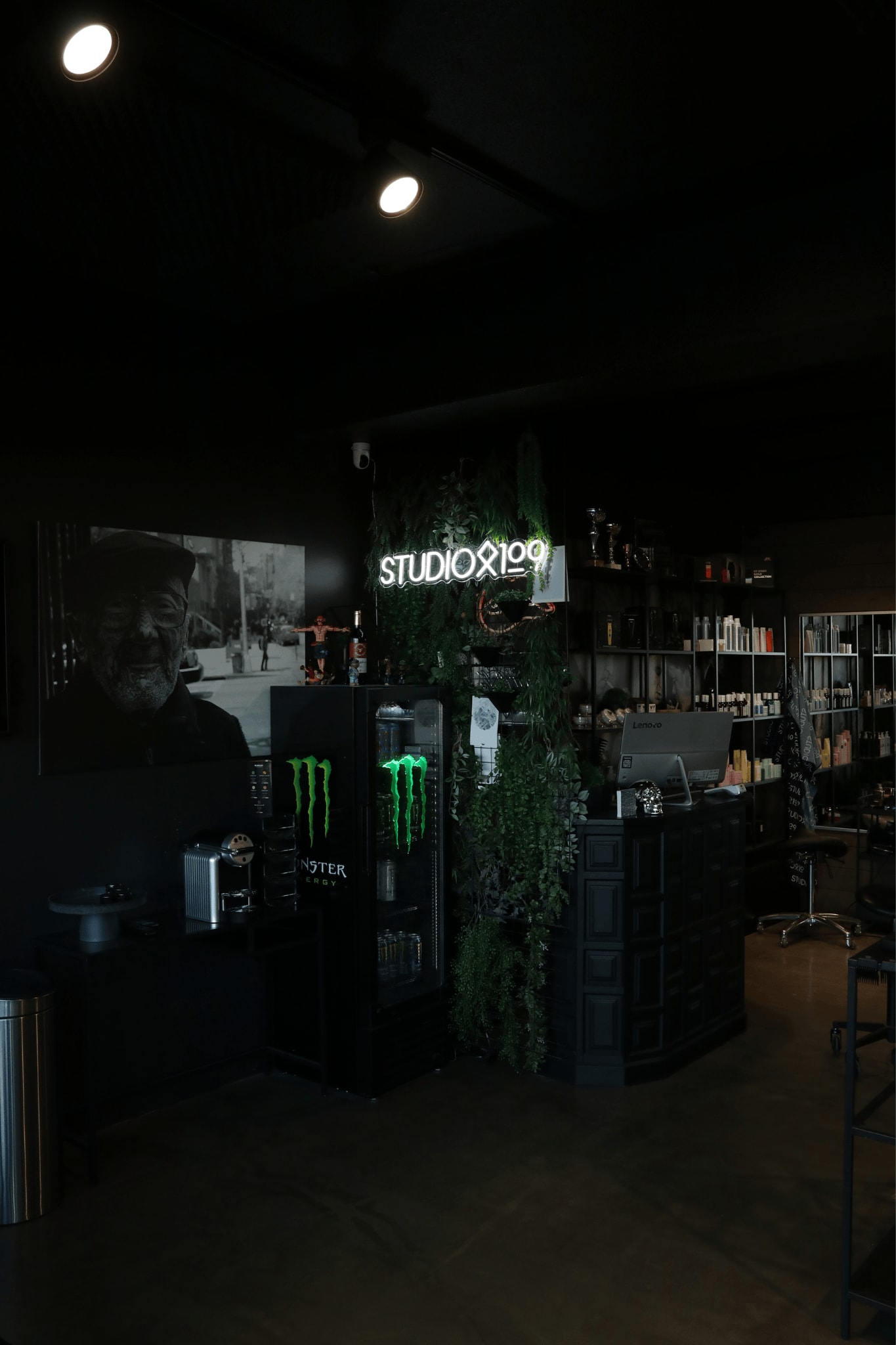 STUDIO  2