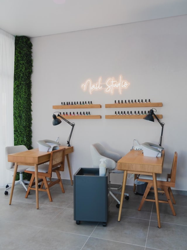 Elena Tepordei Nail Studio