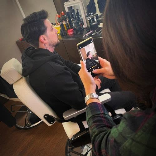 Smooth Lady Barber