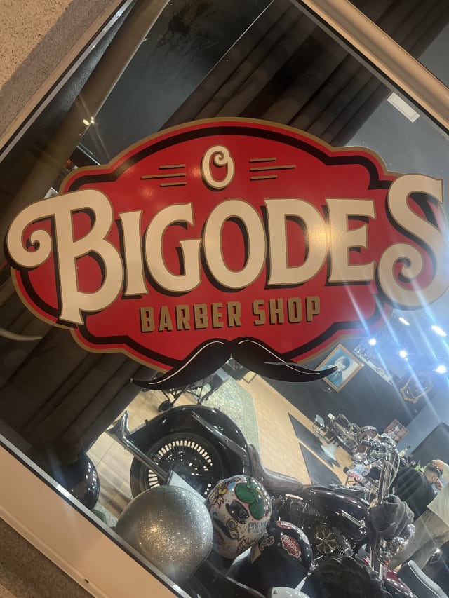 O Bigodes Barber Shop