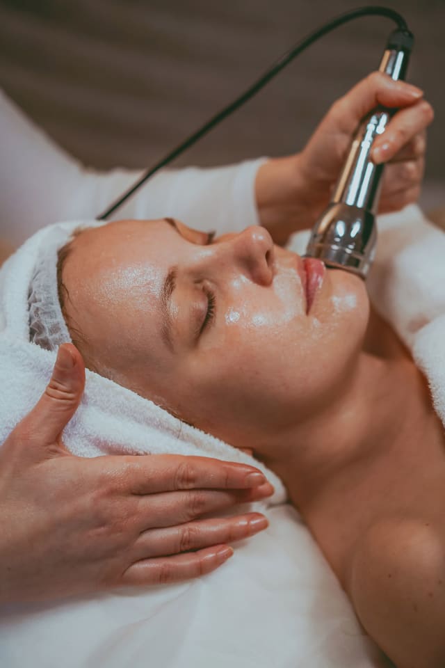 Studio Paulinesky (Budova Emauzy)