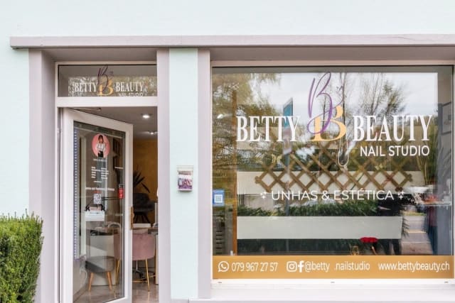 Betty Beauty 