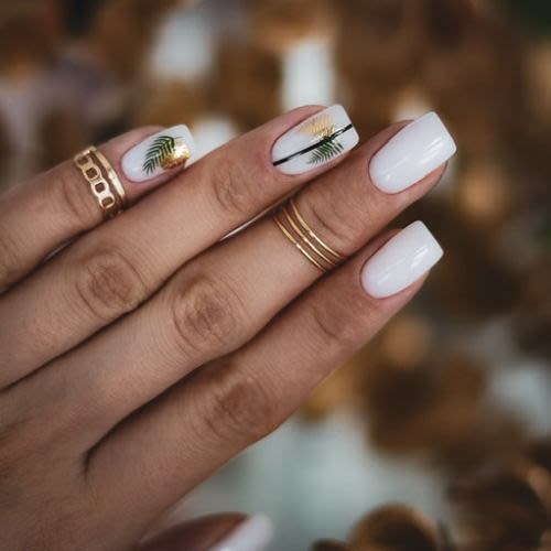 LIANA CVIRKO | NAIL STUDIO & ACADEMY