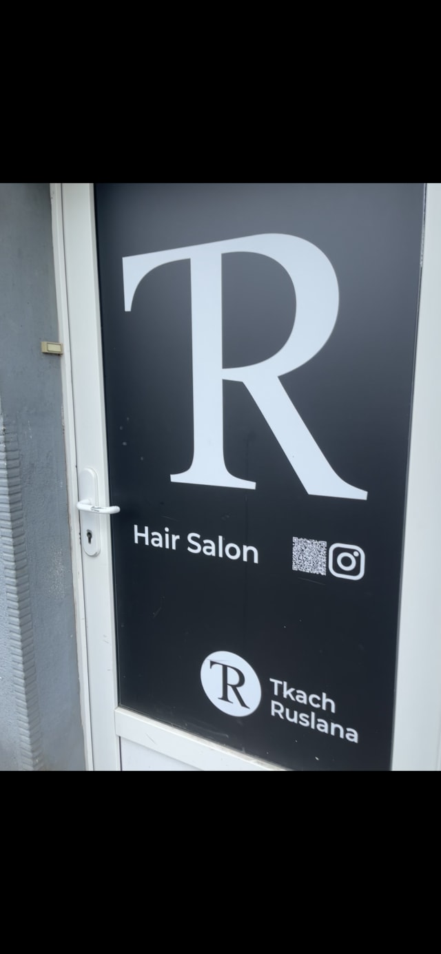 Hair salon