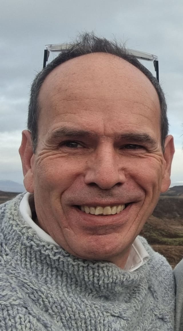 Michael Advanced / Massage Bodyworker