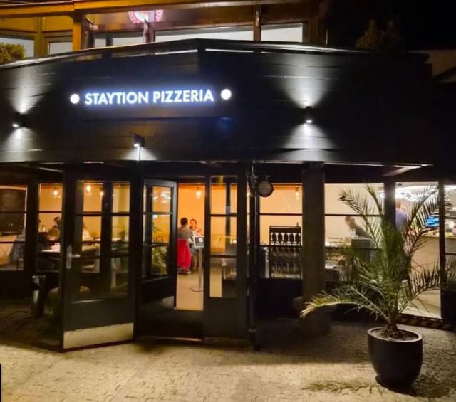 Pizza Staytion