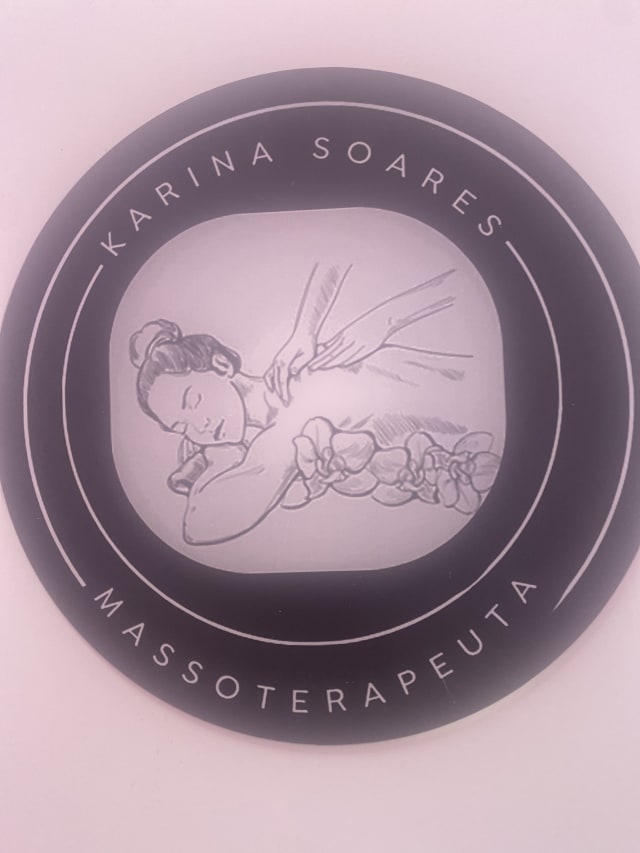 Massoterapeuta Karina Soares 