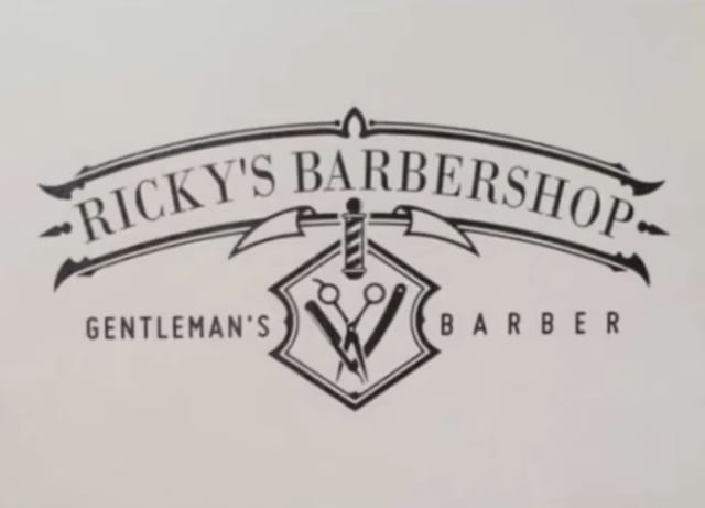 Ricky’s barbershop Nazaré